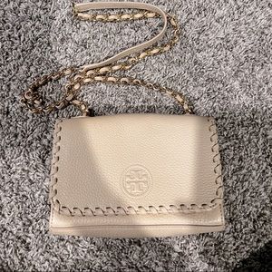 NWOT Tory Burch crossbody.